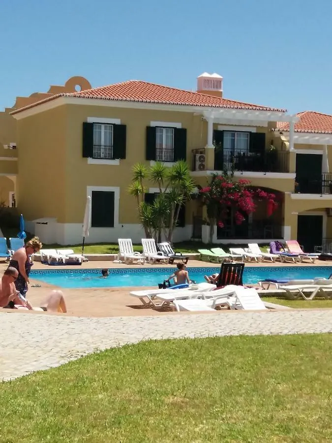 Reves Residence Porches  Apartment Porches (Algarve)